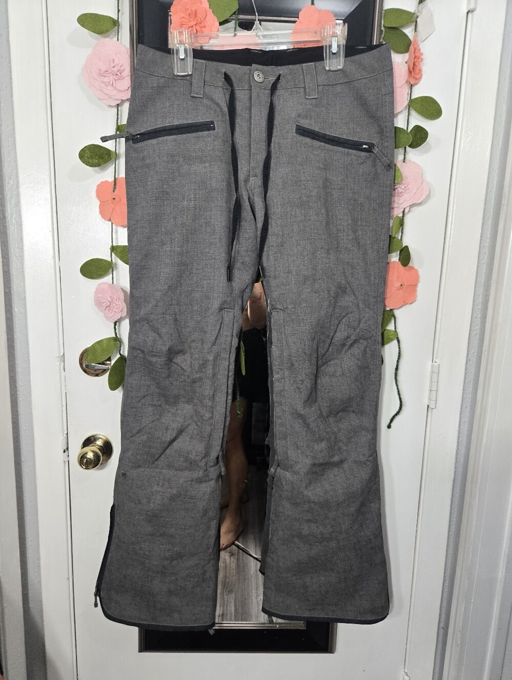 NIKITA WOMEN'S SNOWBOARD PANTS GRAY Sz Medium